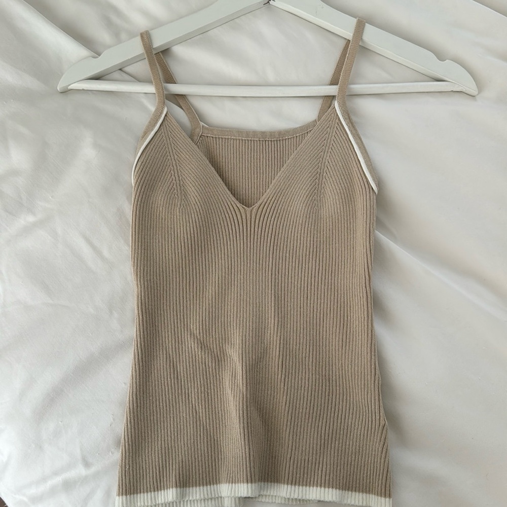 Knit tank top S ( fits like xs)